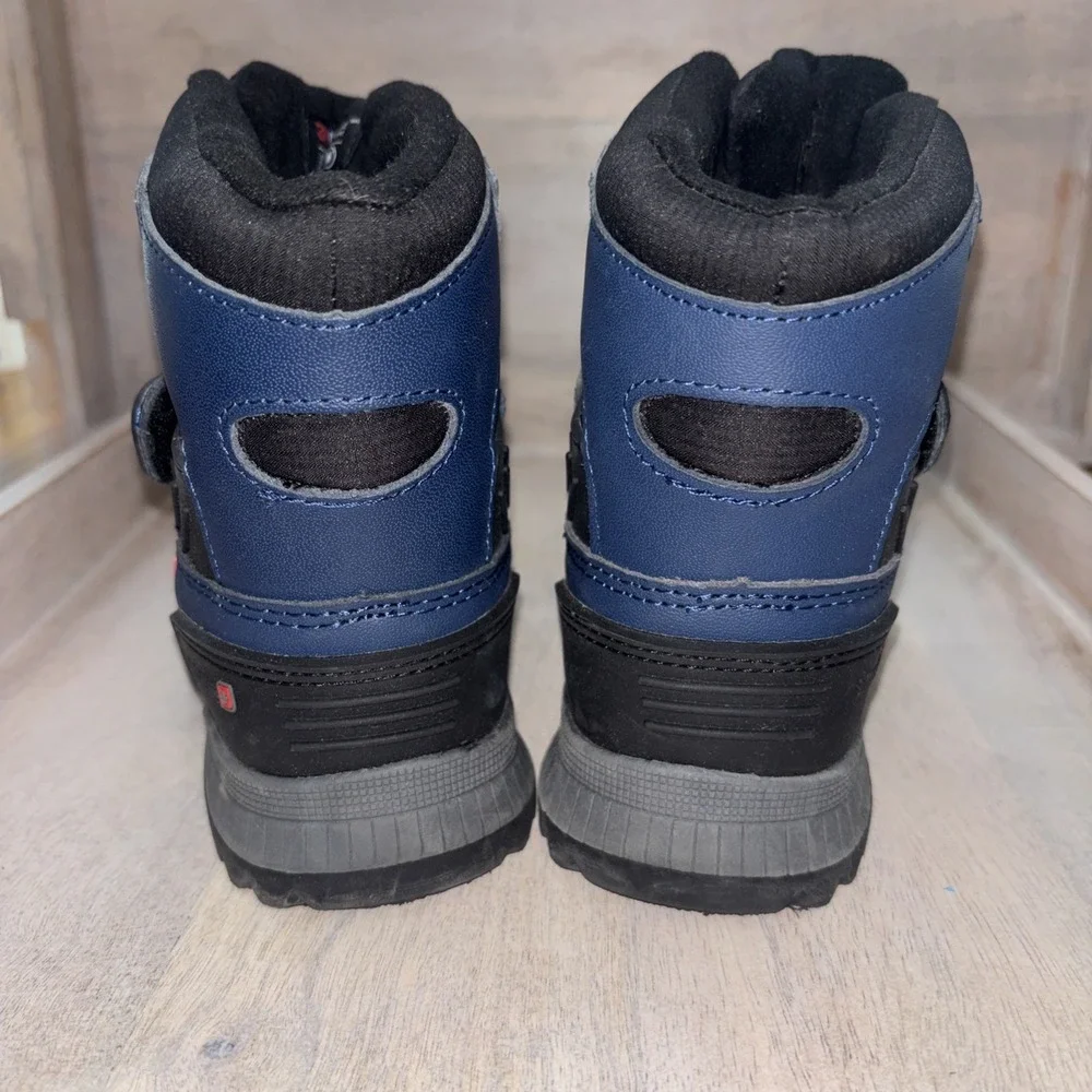 Swiss‎ Tech Boys Size 11 Toddler Hiking Boots 3M Insulated Waterproof/Snow